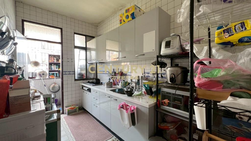 IA142宜大旁低總價三房公寓