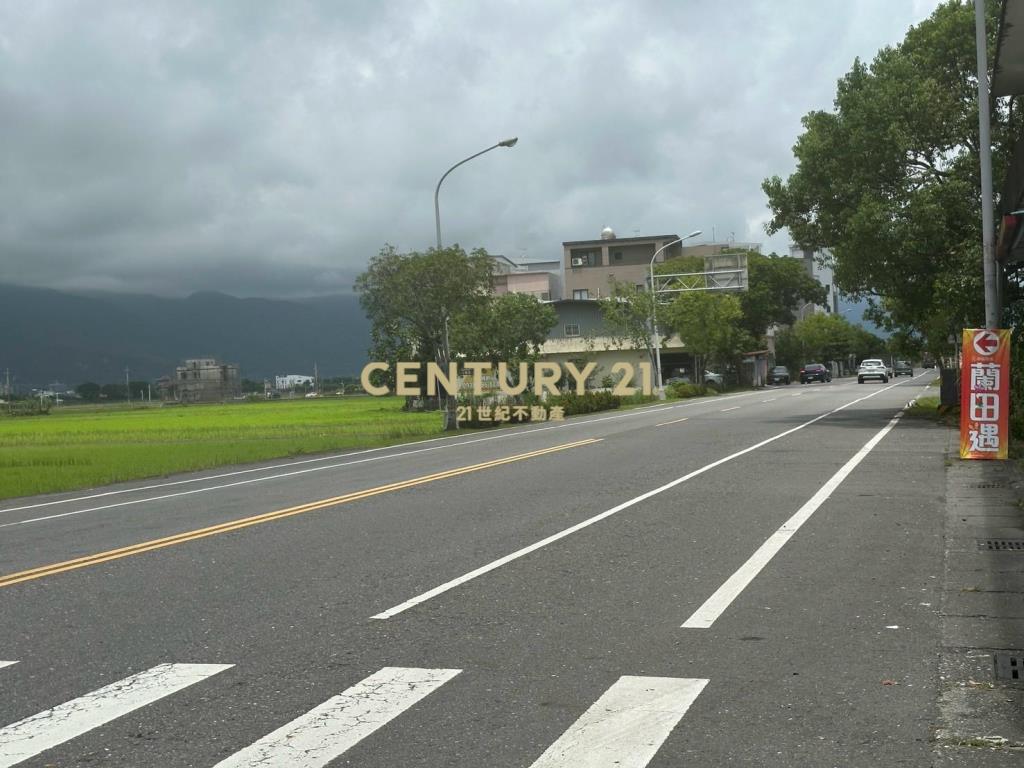 IE070礁溪雙面臨路大地坪買地送屋