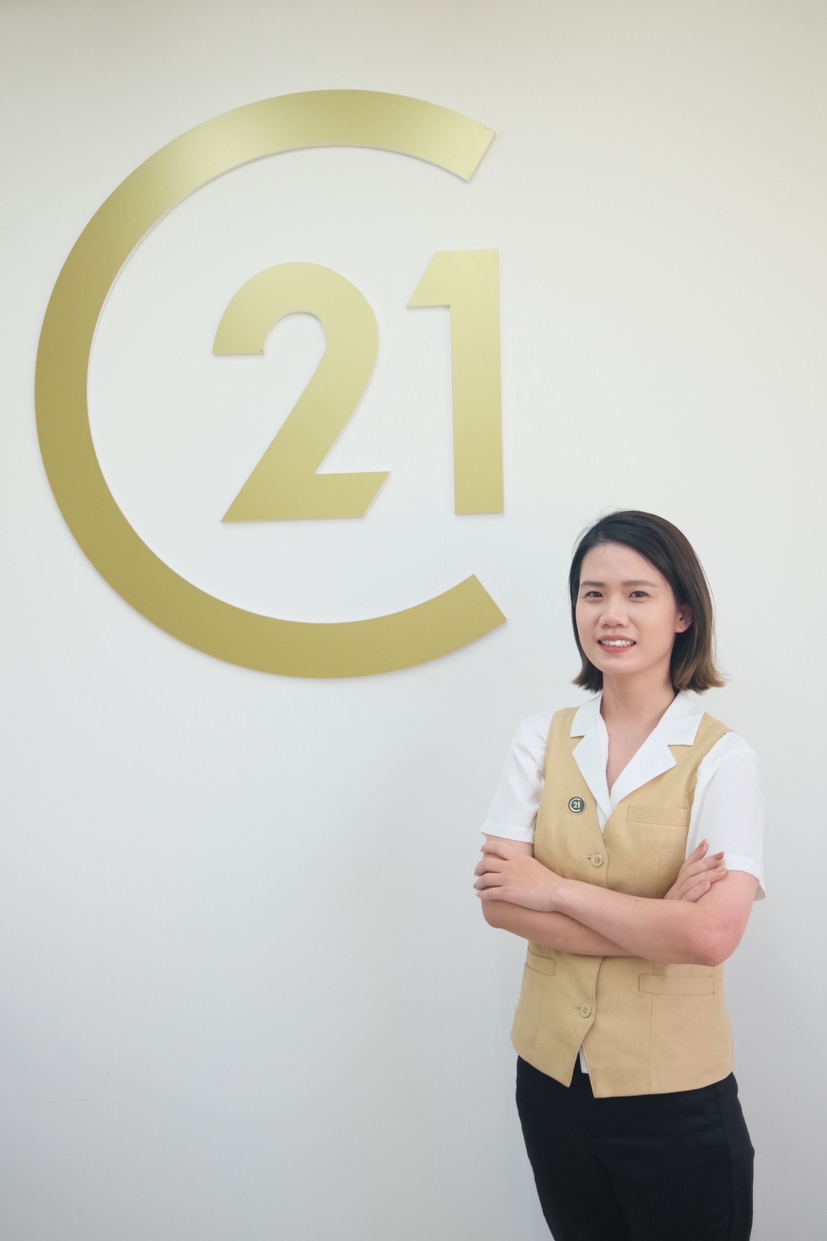 想買屋、賣屋、租屋，解決房地產大小事？就找您附近的房仲專家-張莛萱-宜蘭黎明加盟店-0976074712