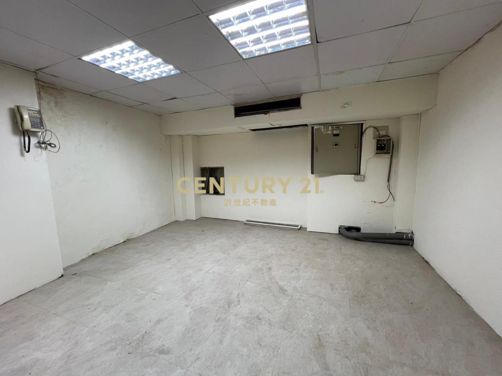 中興路挑高大空間廠辦-21商仲