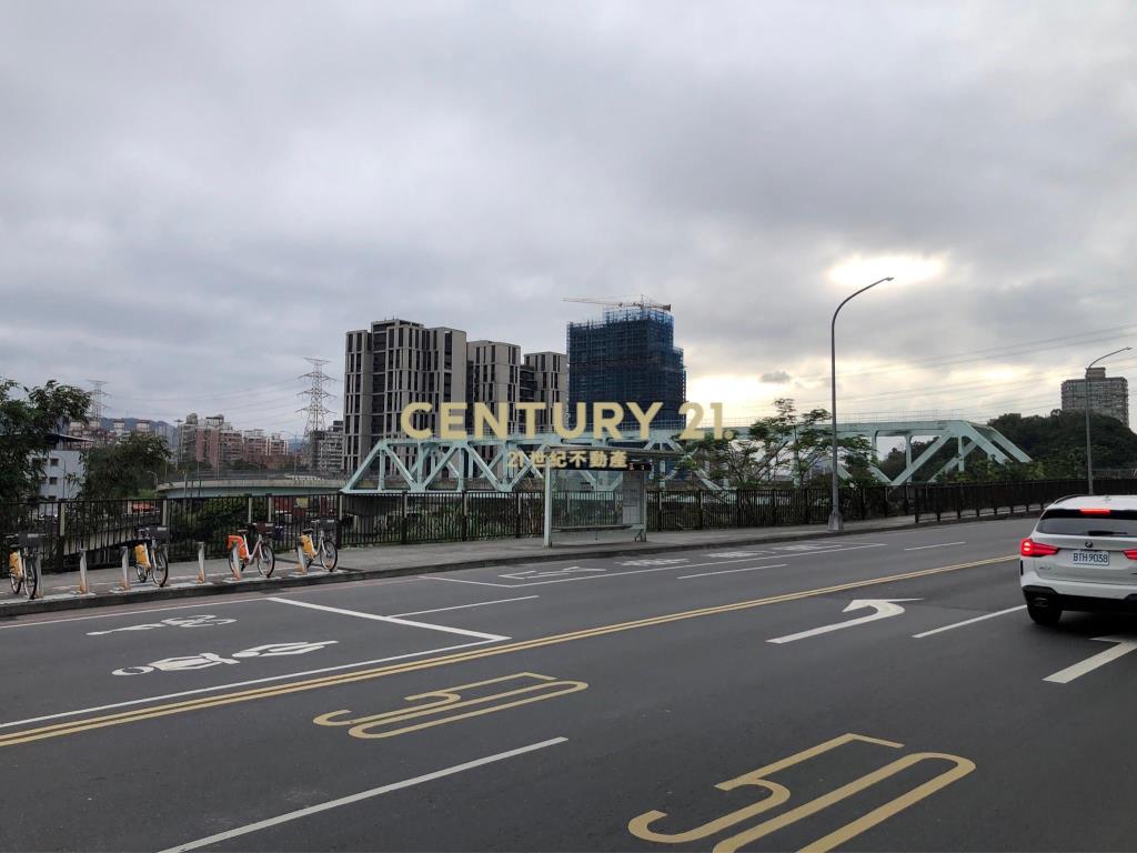 汐萬臨路優質店面