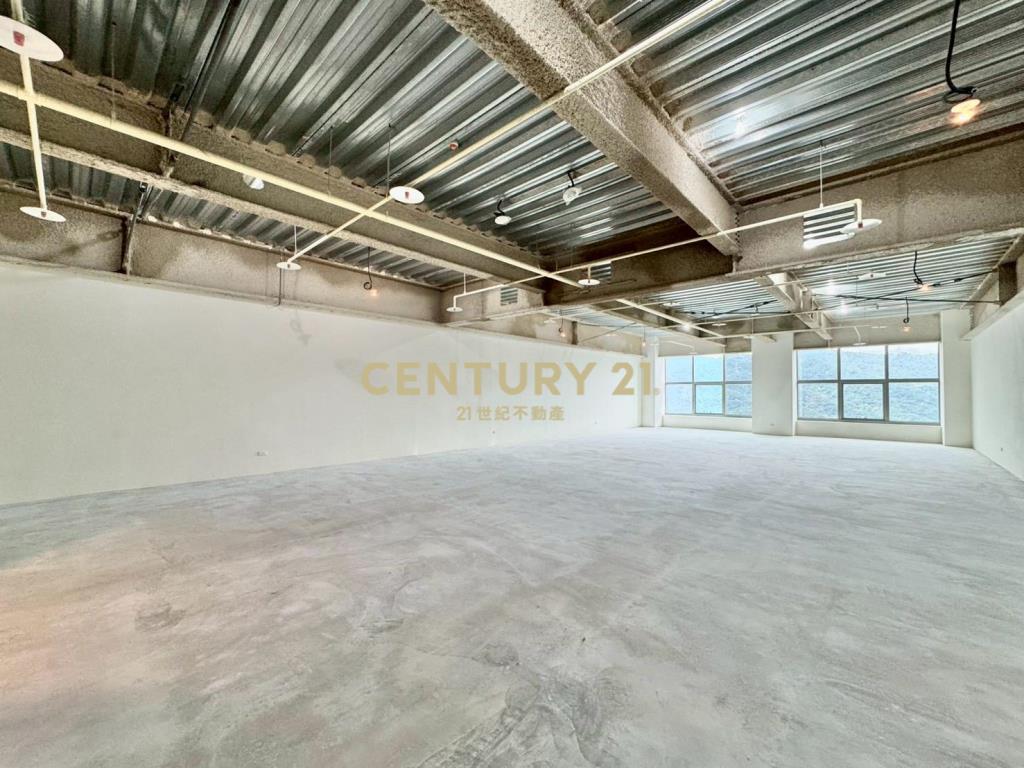 U-Town稀有全新廠辦-21商仲