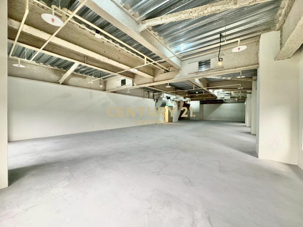 U-Town稀有全新廠辦-21商仲