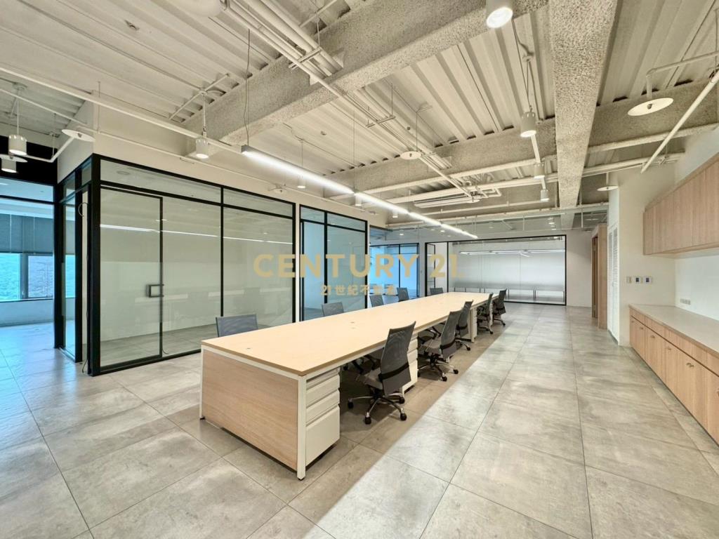 U-Town高樓層大坪數完美辦公空間