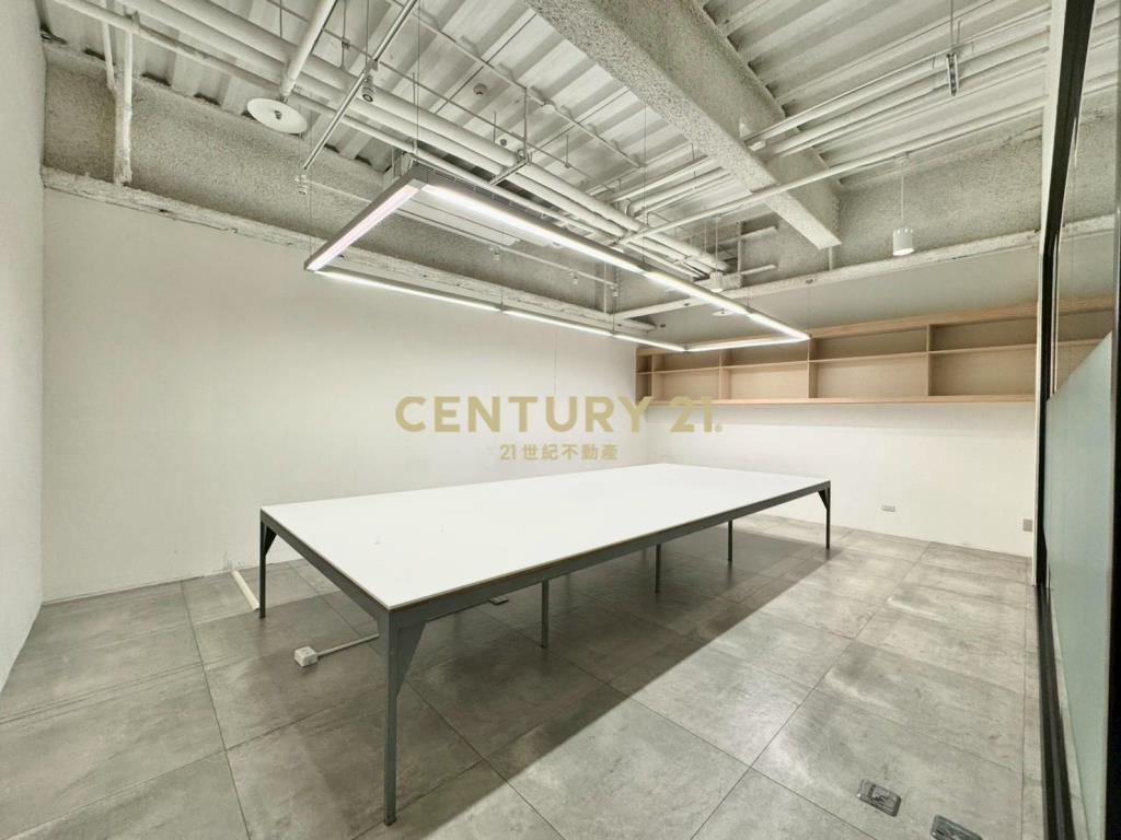 U-Town高樓層大坪數完美辦公空間