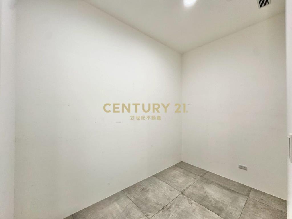 U-Town高樓層大坪數完美辦公空間