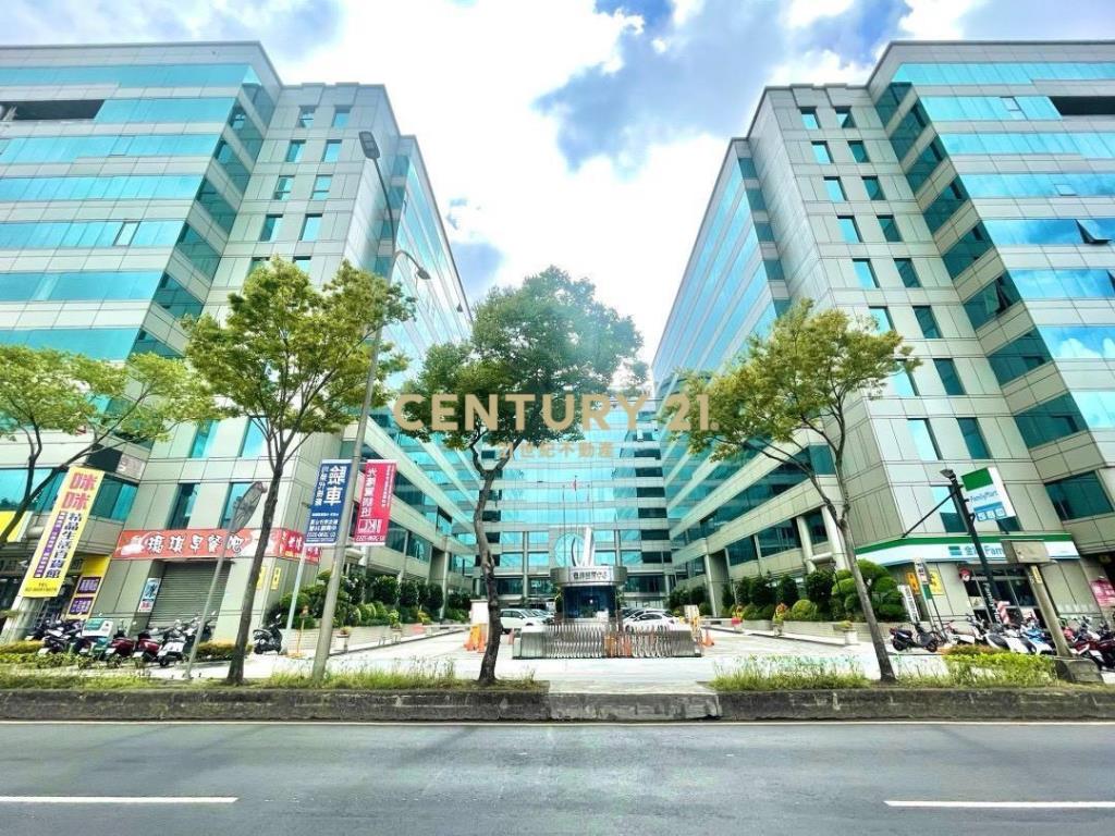 世界經貿大坪數邊間廠房-21商仲