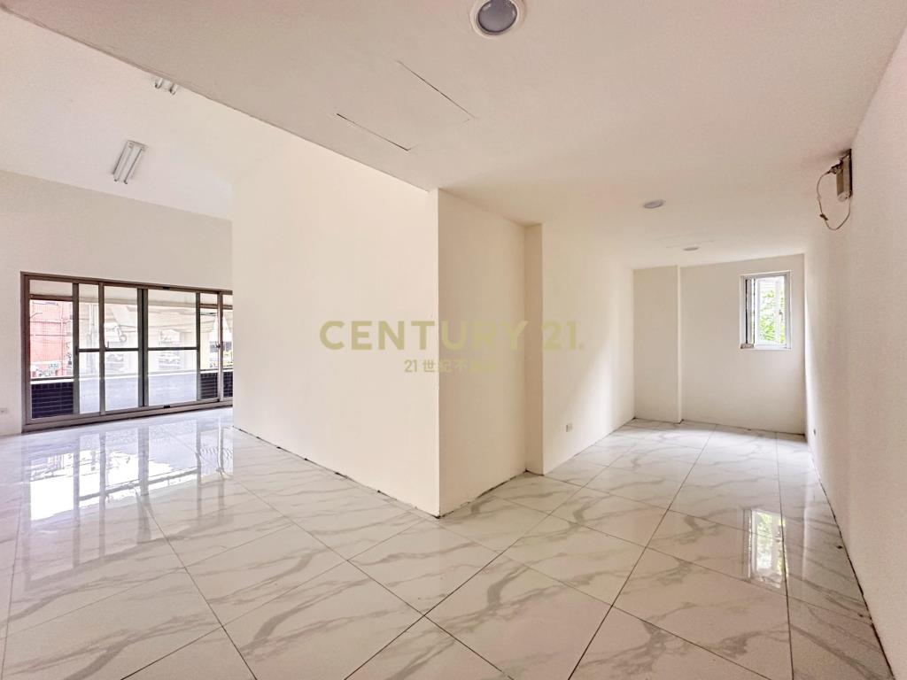 河濱轉角正二層挑高店面-21商仲