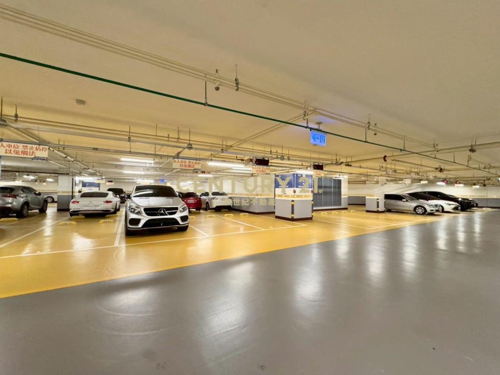 U-Town邊間雙採光廠辦-21商仲