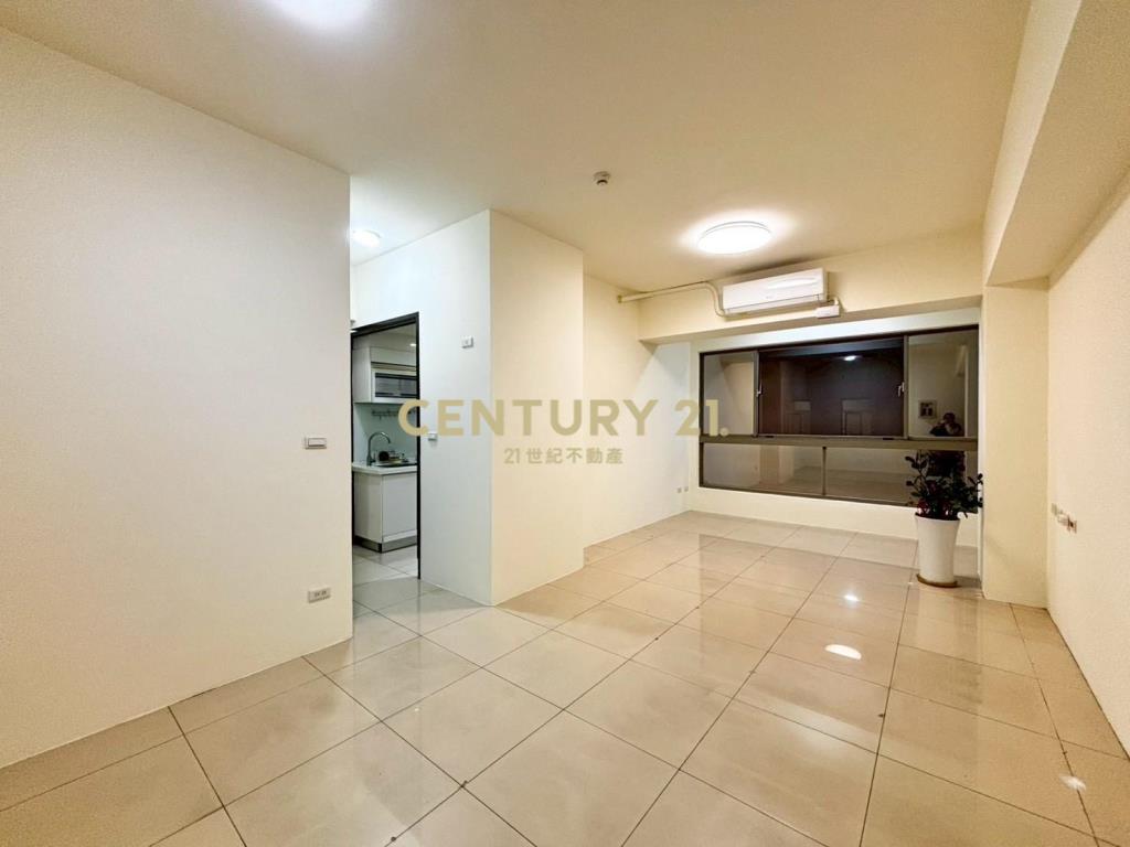 汐止商圈正大同路上低樓層商辦-21商仲