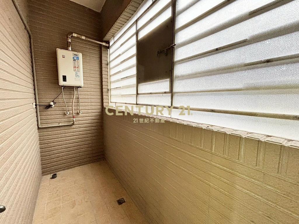 汐止商圈正大同路上低樓層商辦-21商仲