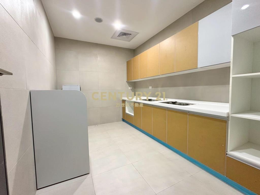 國揚雲端-邊間氣派廠辦-21商仲