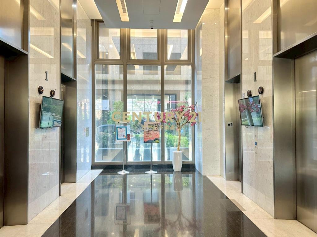 國揚雲端-邊間氣派廠辦-21商仲