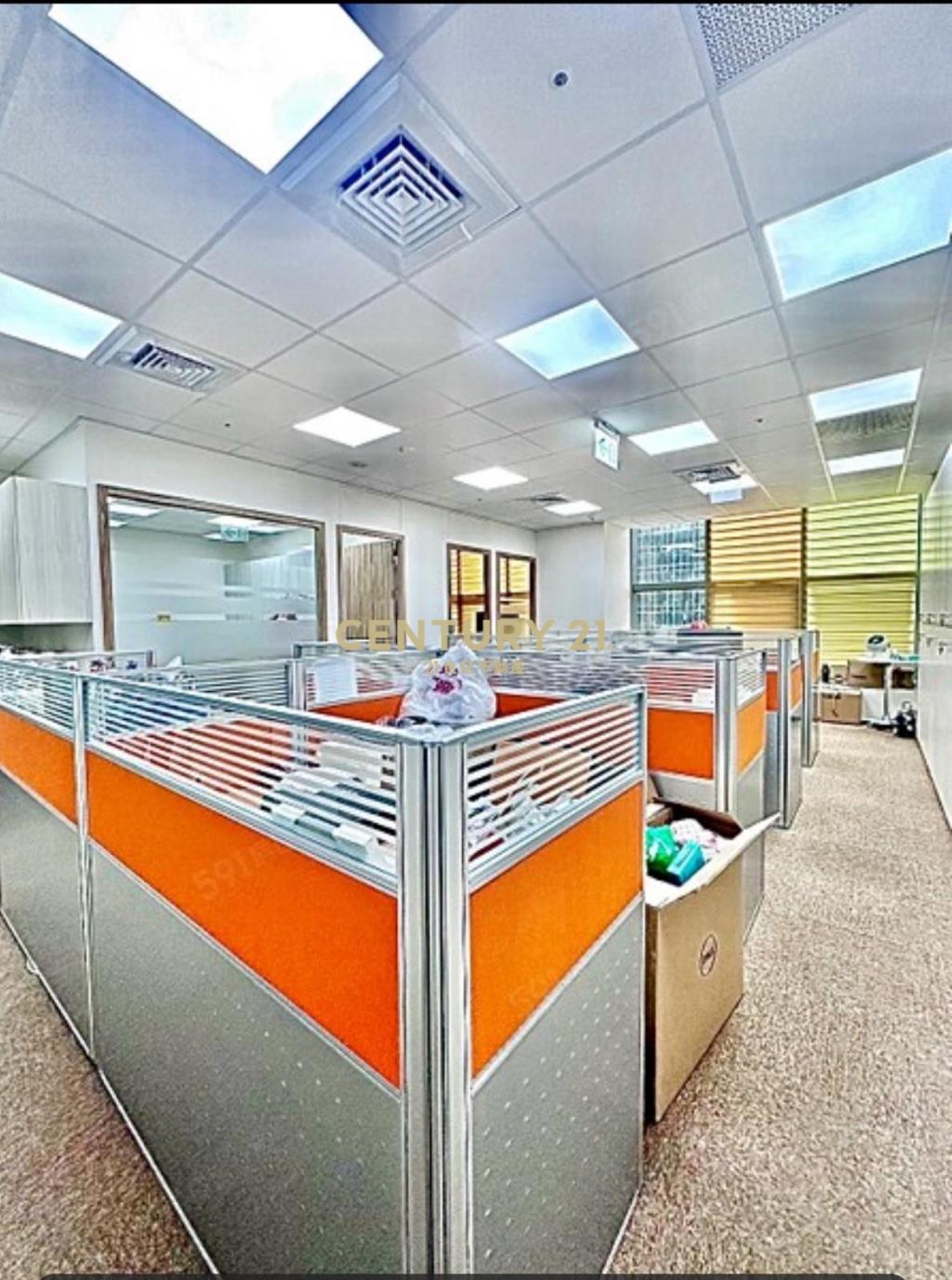 U-Town明亮採光簡裝辦公室-21商仲