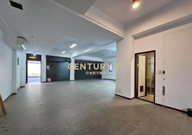 湖前商圈稀有面寬店面-21商仲