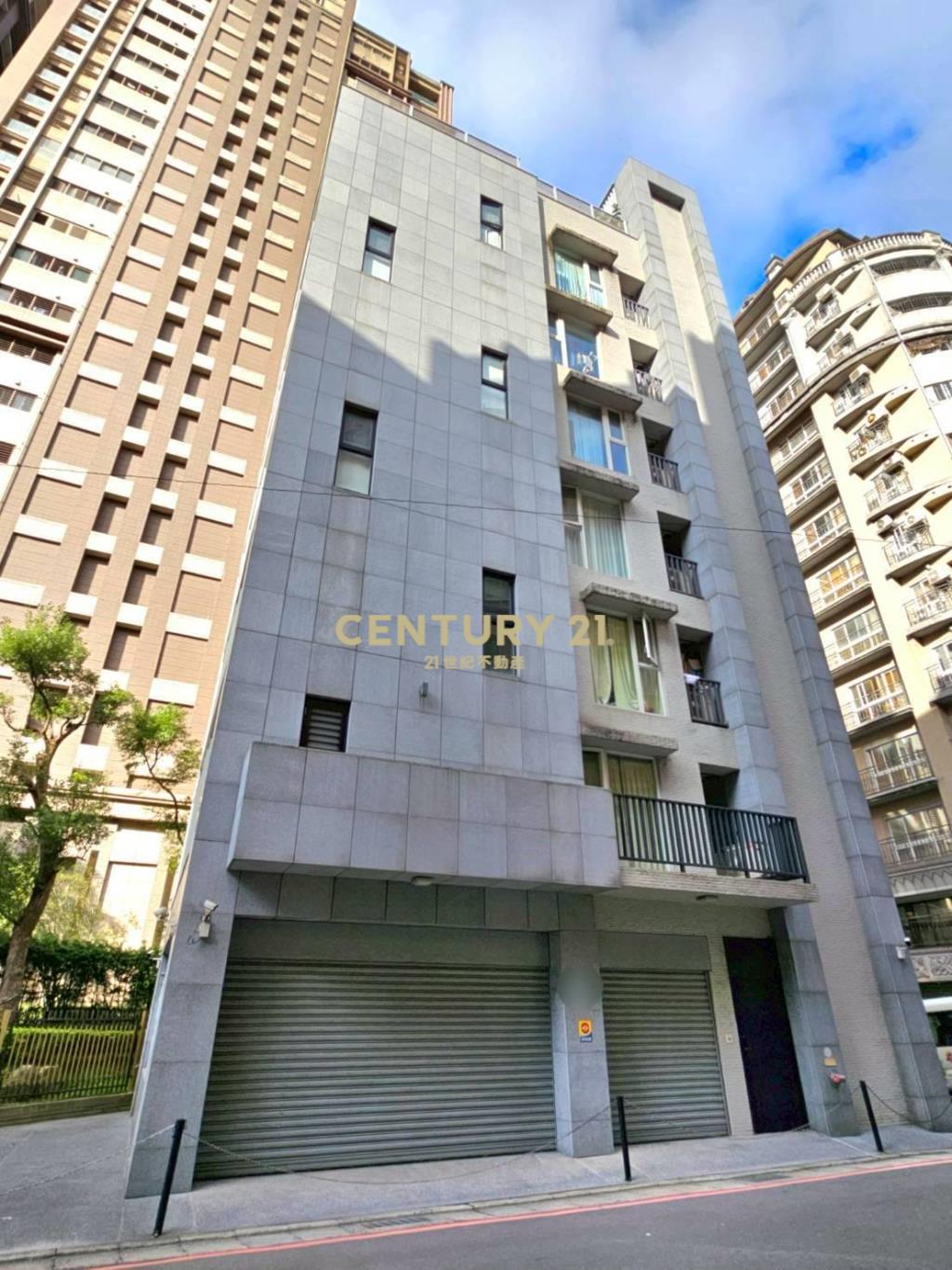 湖前商圈稀有面寬店面-21商仲