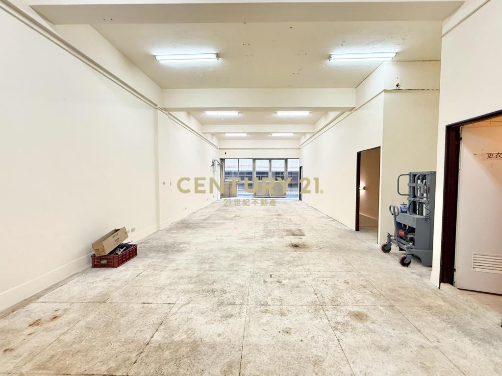 挑高門口停車透天可廠登-21商仲