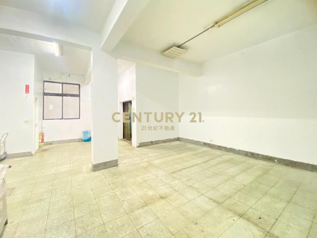 面寬8米挑高貨梯透天廠房-21商仲