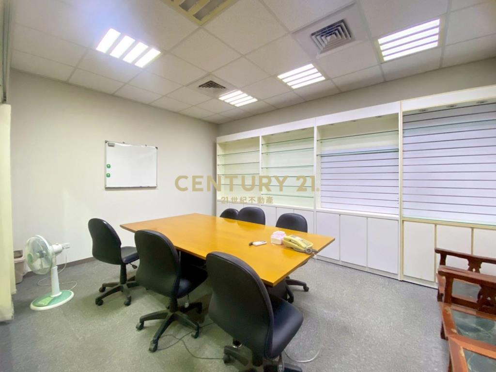 面寬8米挑高貨梯透天廠房-21商仲