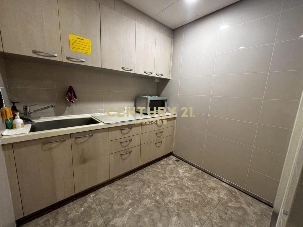 小坪數氣派商辦卸貨碼頭-21商仲