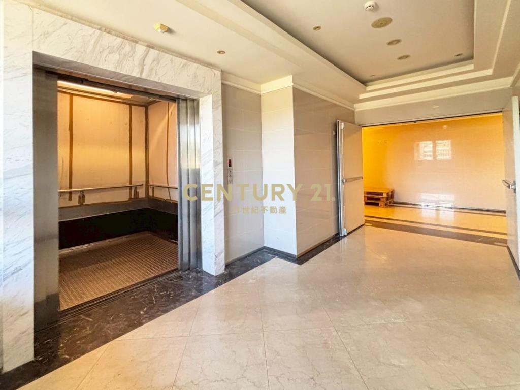 小坪數氣派商辦卸貨碼頭-21商仲