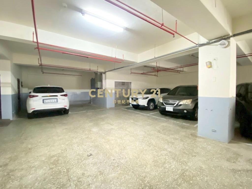 正路邊大面寬廠房附車位-21商仲