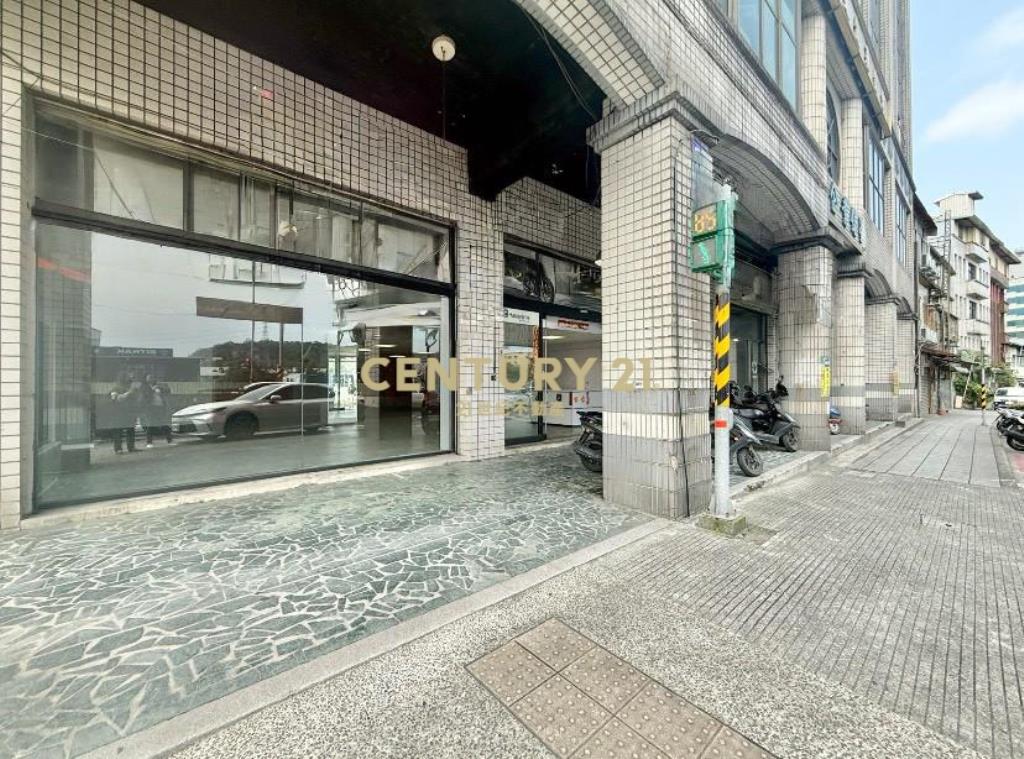 正路邊大面寬廠房附車位-21商仲