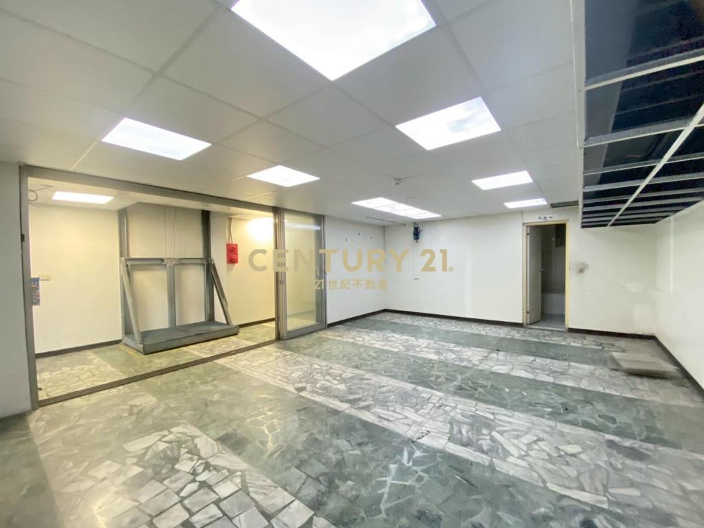 大面寬排高5米廠房附車位-21商仲