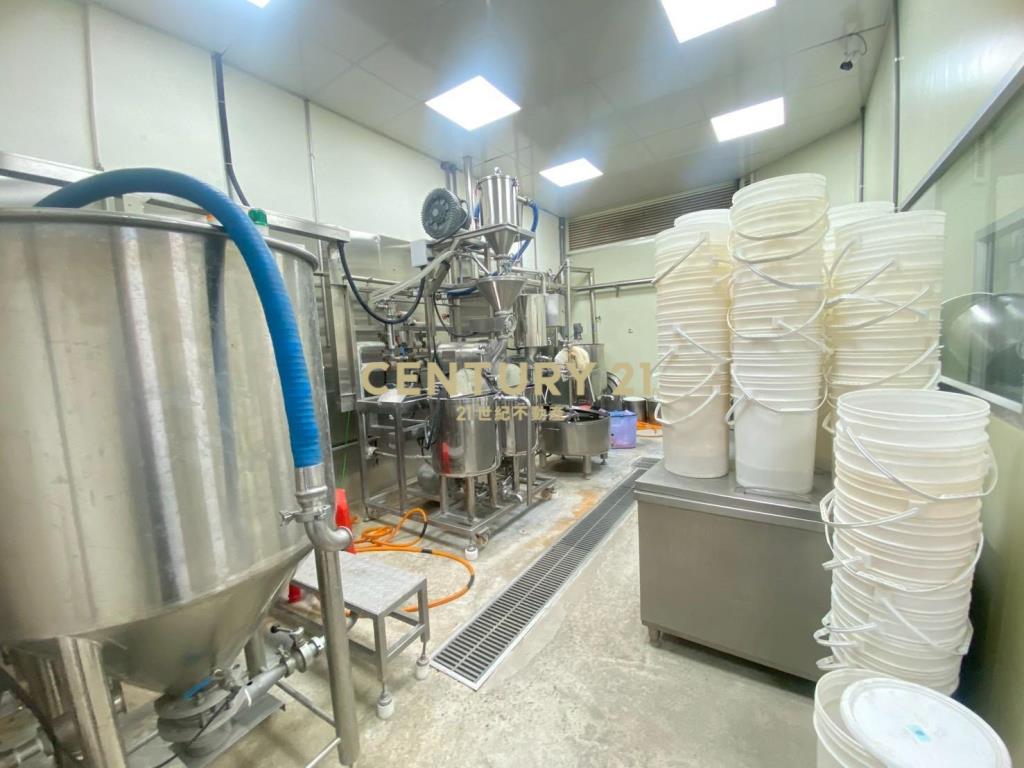 一噸貨梯 1~4樓福德稀有透天廠房