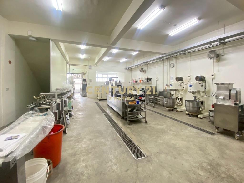 一噸貨梯 1~4樓福德稀有透天廠房