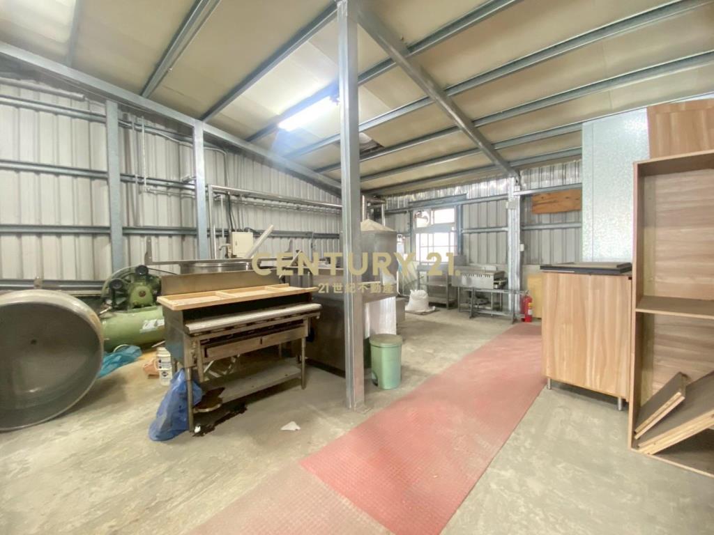 一噸貨梯 1~4樓福德稀有透天廠房