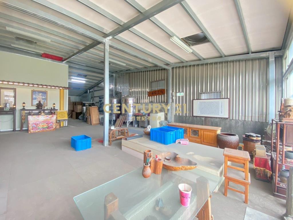 一噸貨梯 1~4樓福德稀有透天廠房