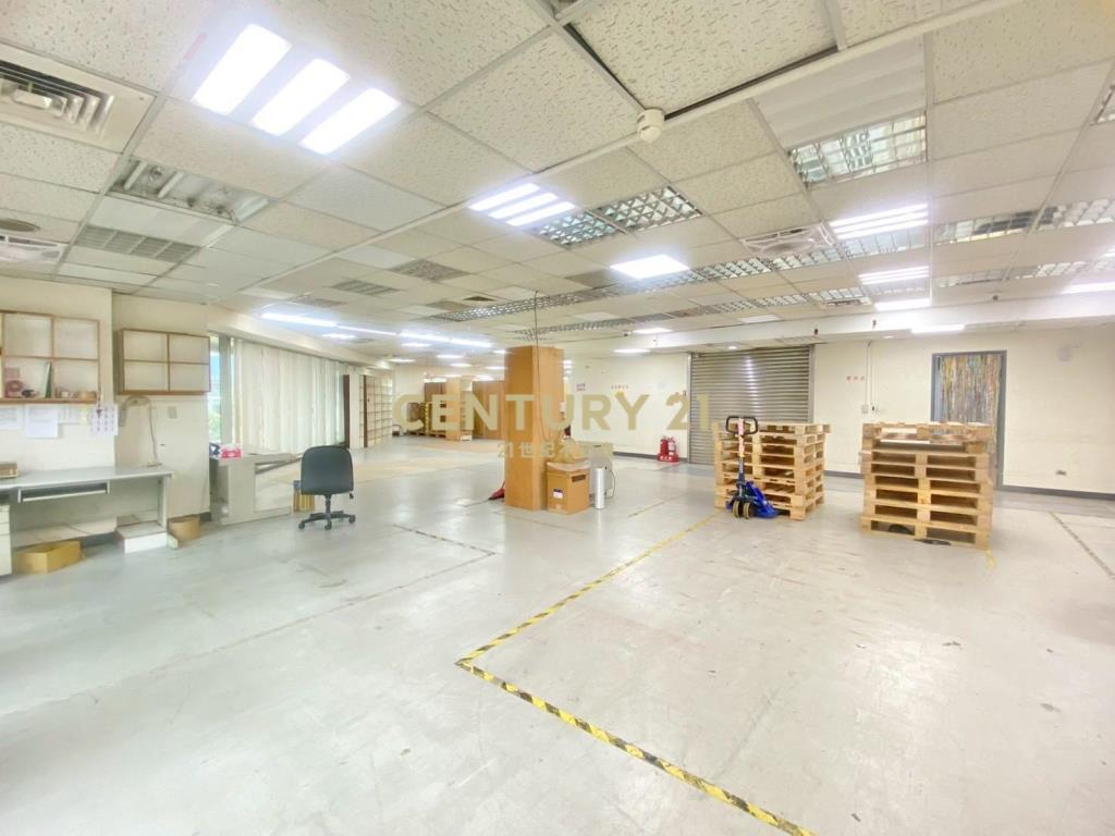 整層釋出廠辦合一/經緯中心/低公設