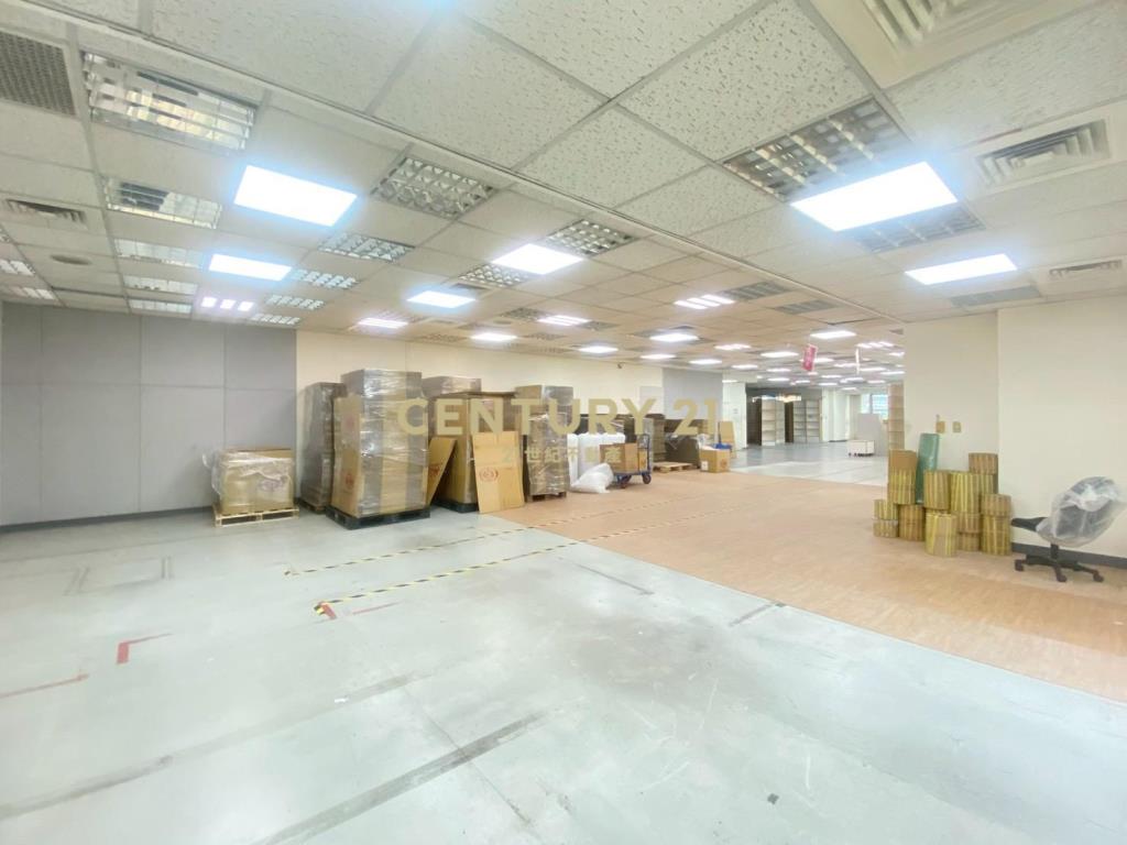 整層釋出廠辦合一/經緯中心/低公設