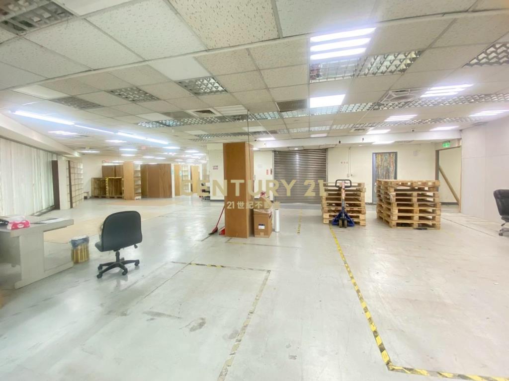 整層釋出廠辦合一/經緯中心/低公設