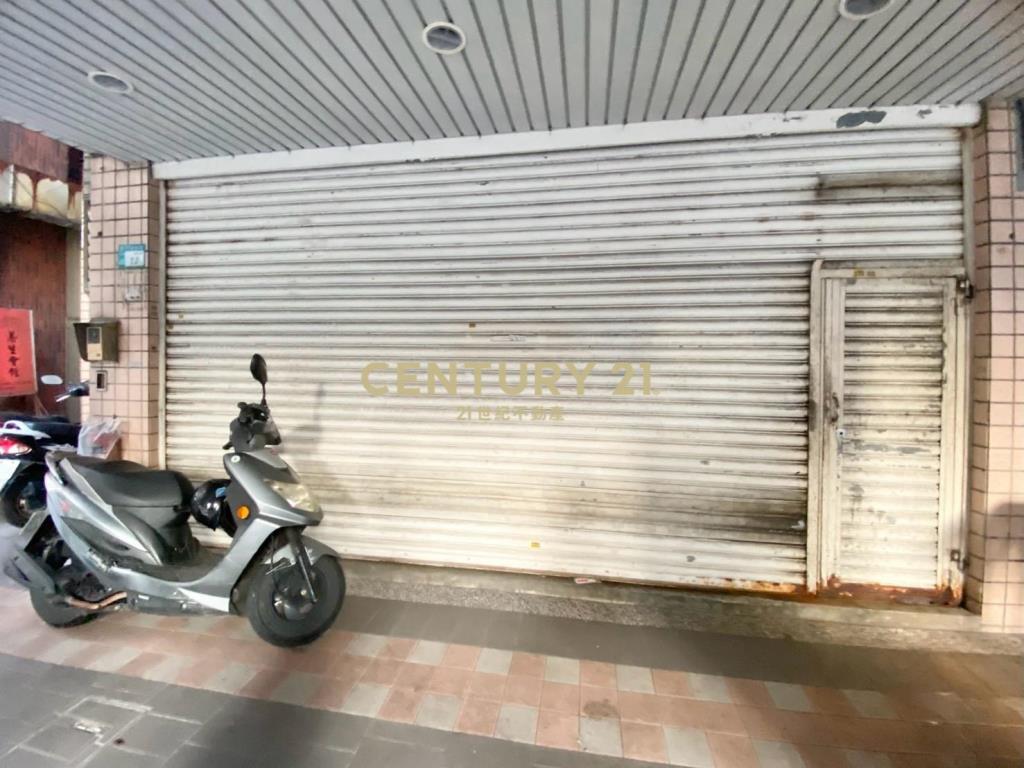 近汐止火車站忠孝東路商圈金店面-21商仲