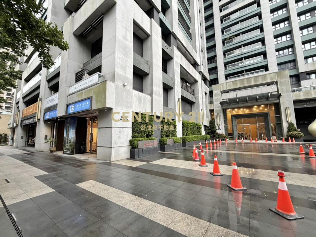 長虹天際店面