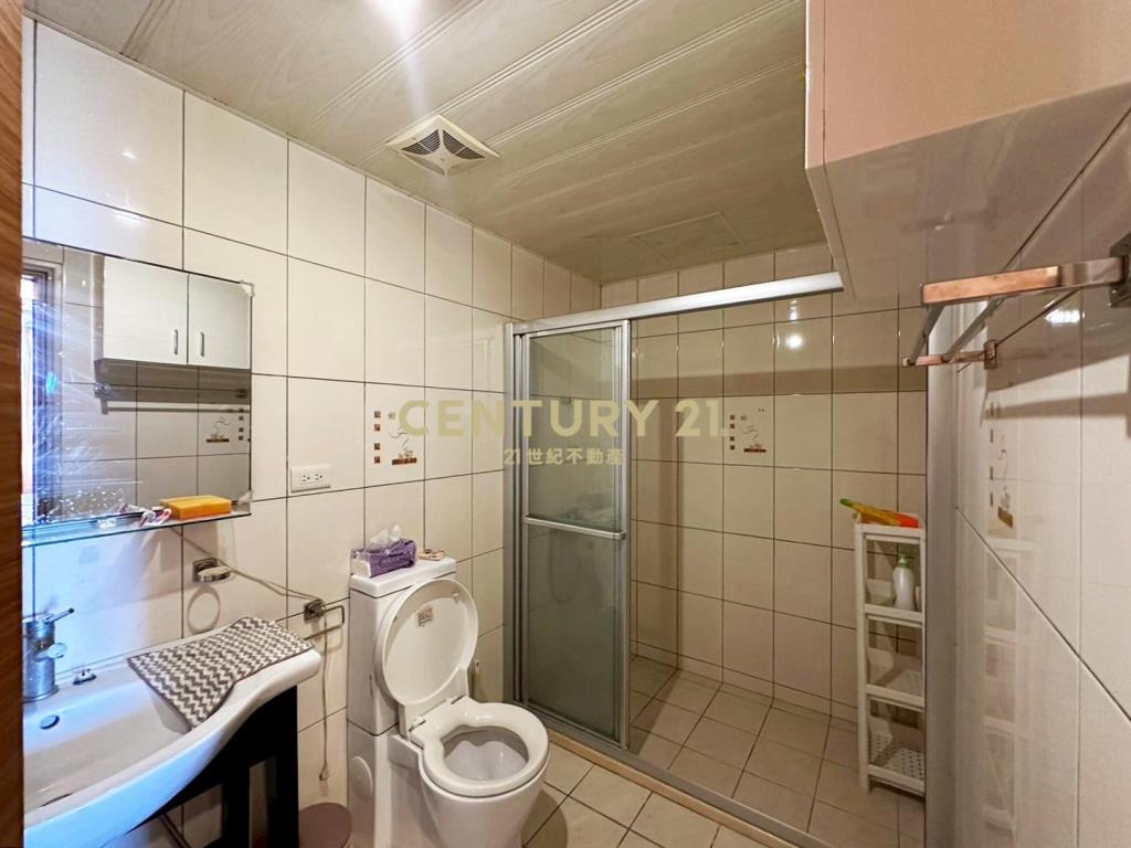 法國小鎮樓中樓