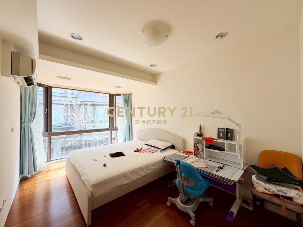 法國小鎮香頌區