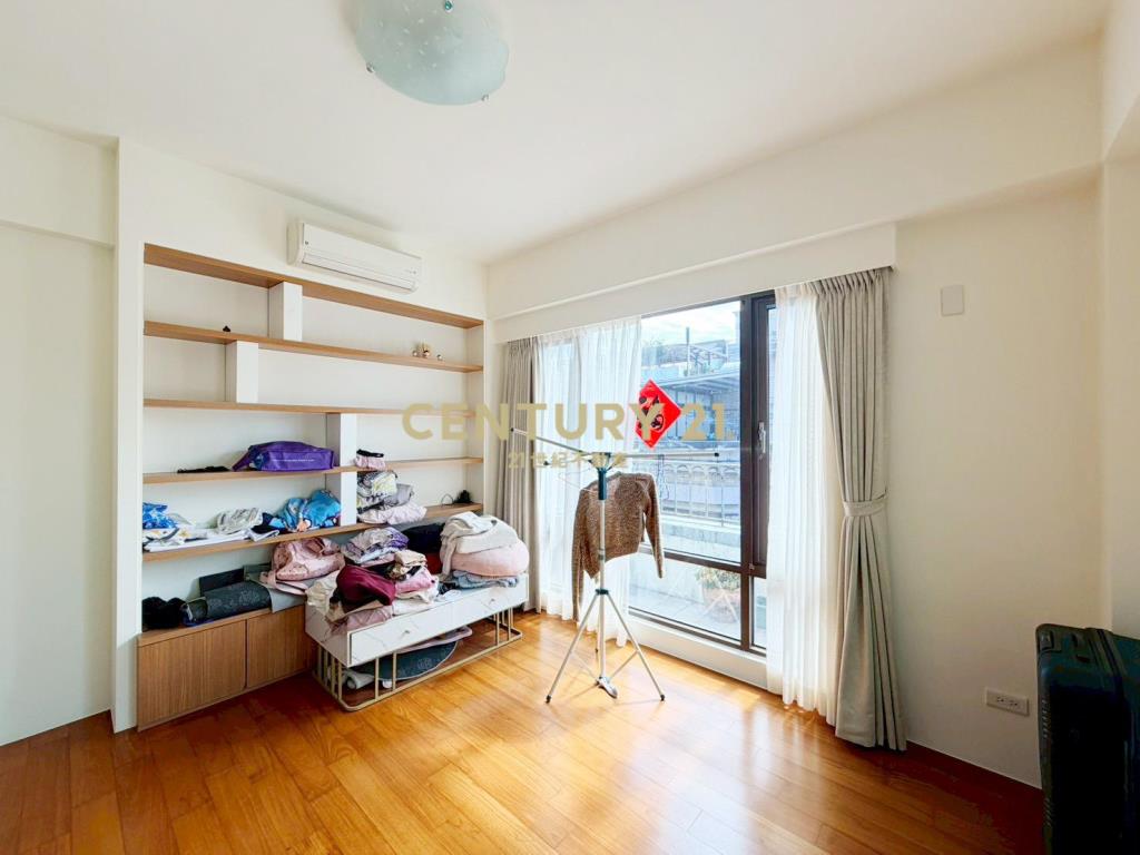 法國小鎮香頌區