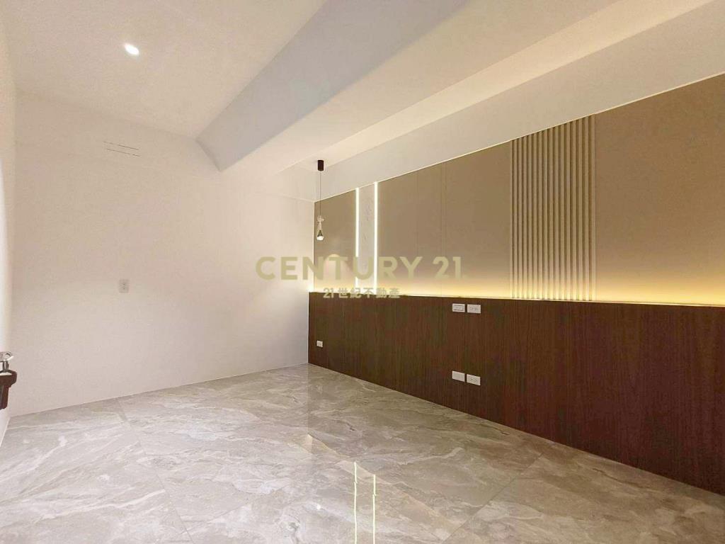 自強路二段公寓