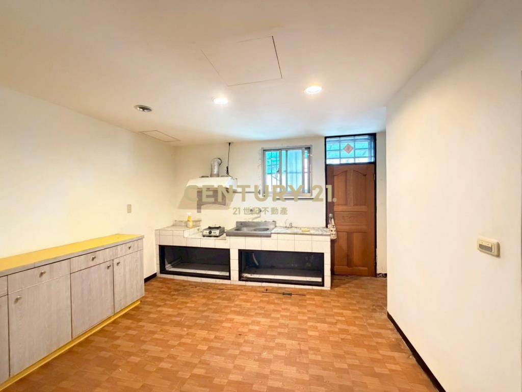 中正路透店公寓