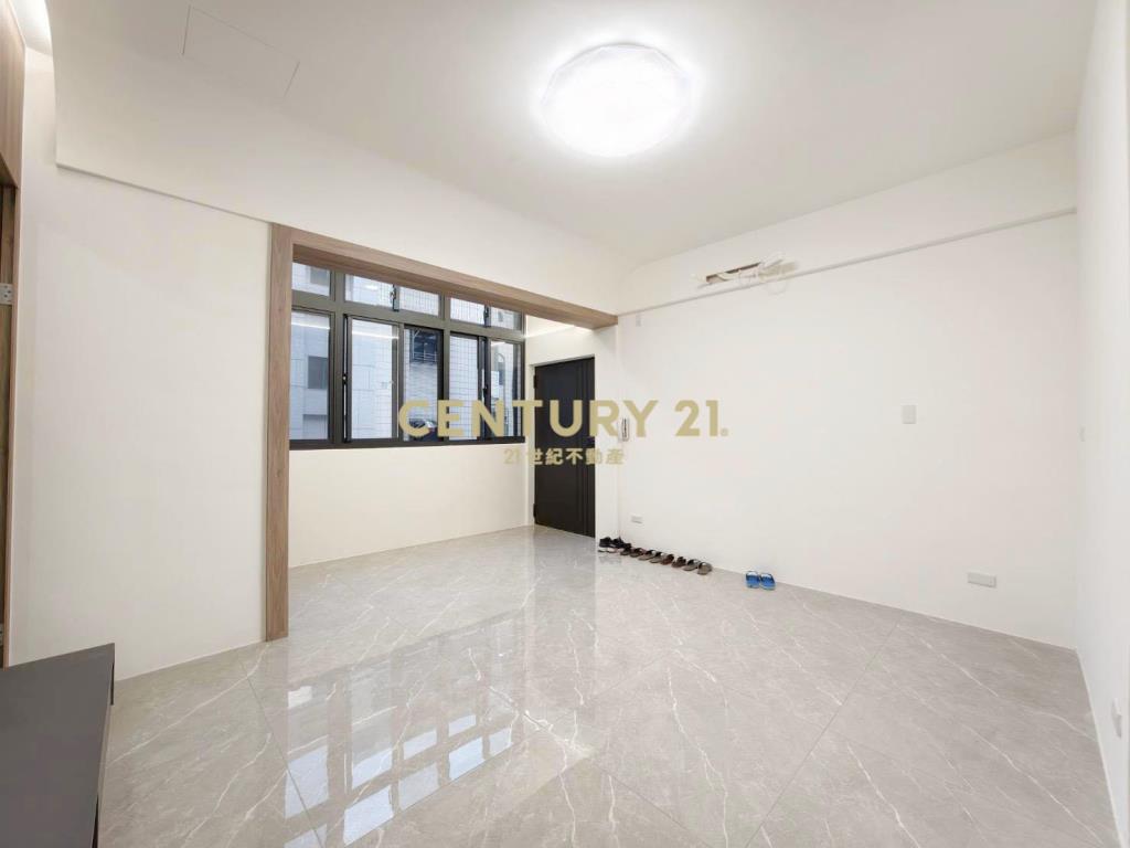 三重仁華街公寓