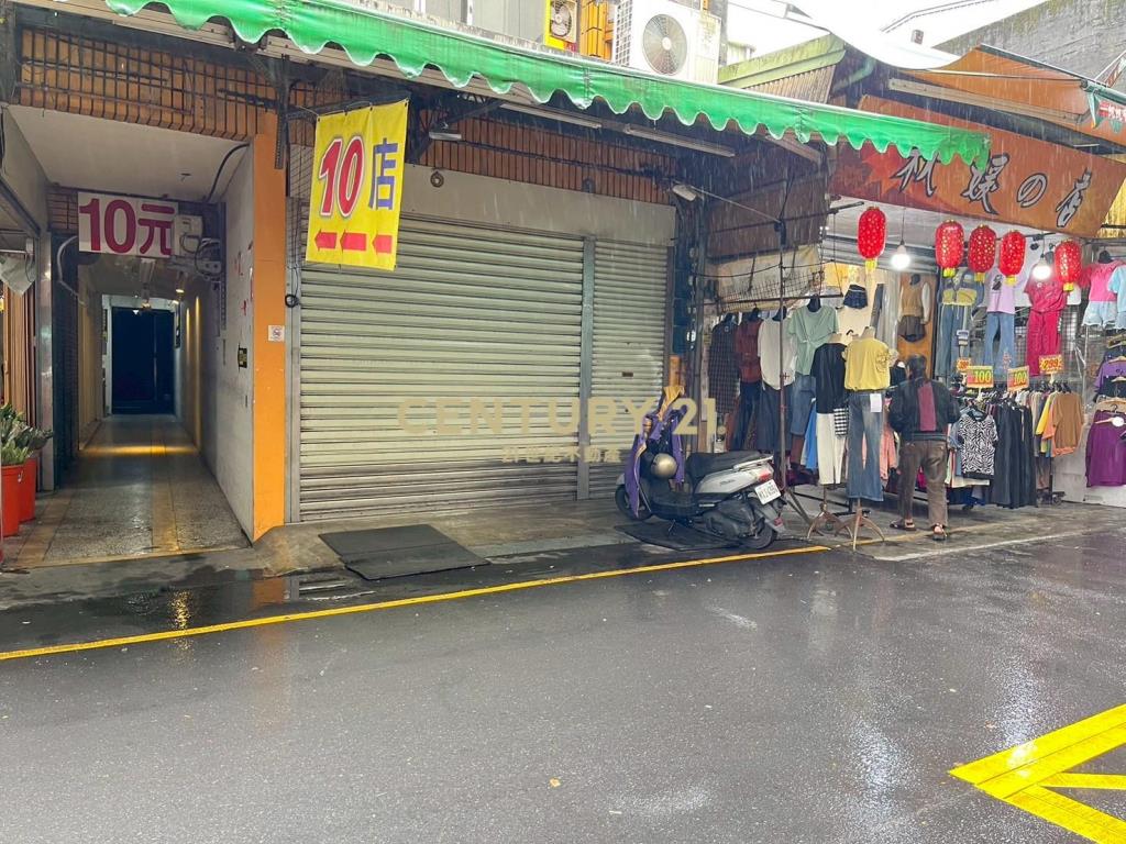 DG061新月廣場的南館店面