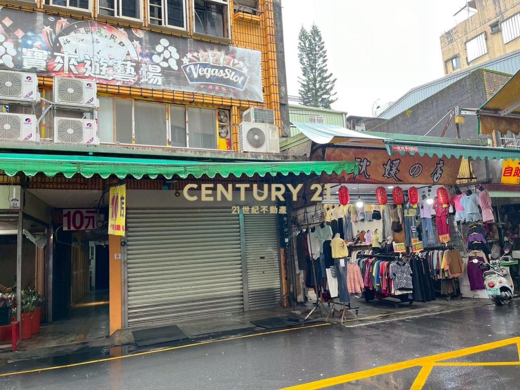 DG061新月廣場的南館店面