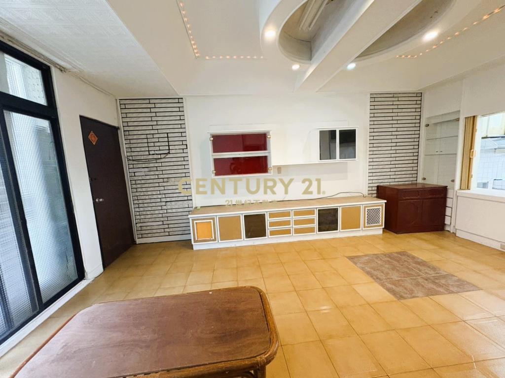 LA115神農商圈宜大旁低樓層公寓