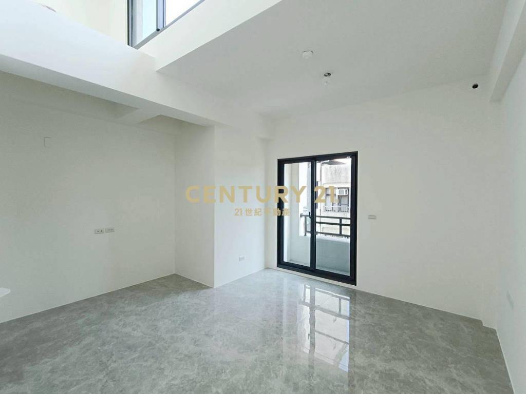 BB729宜蘭新月百貨全新電梯透天