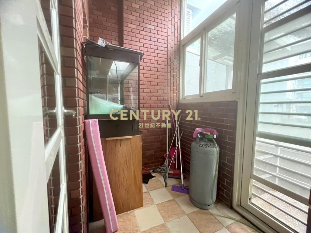 LB094宜市人車分道雙車位花園別墅