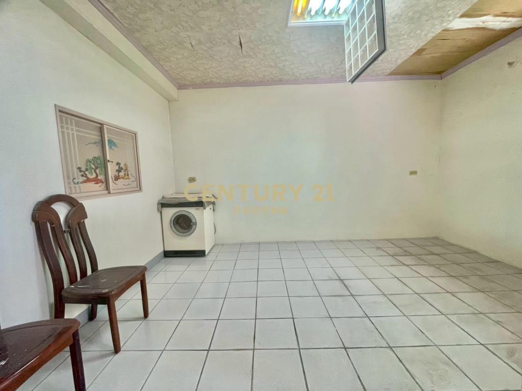 LB095國五交流道旁透天