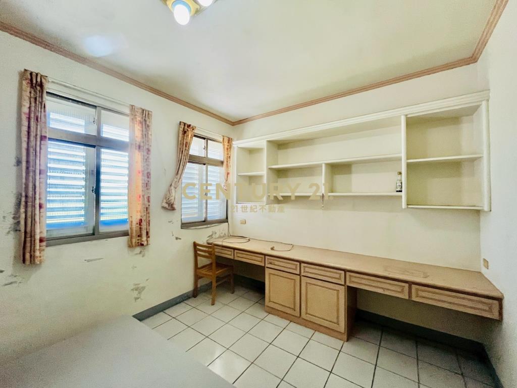 LB095國五交流道旁透天